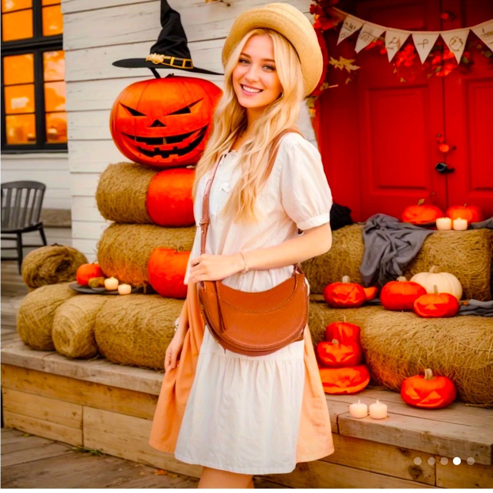 ON SALE: Stylish Brown Crossbody Bag with Warm Tones